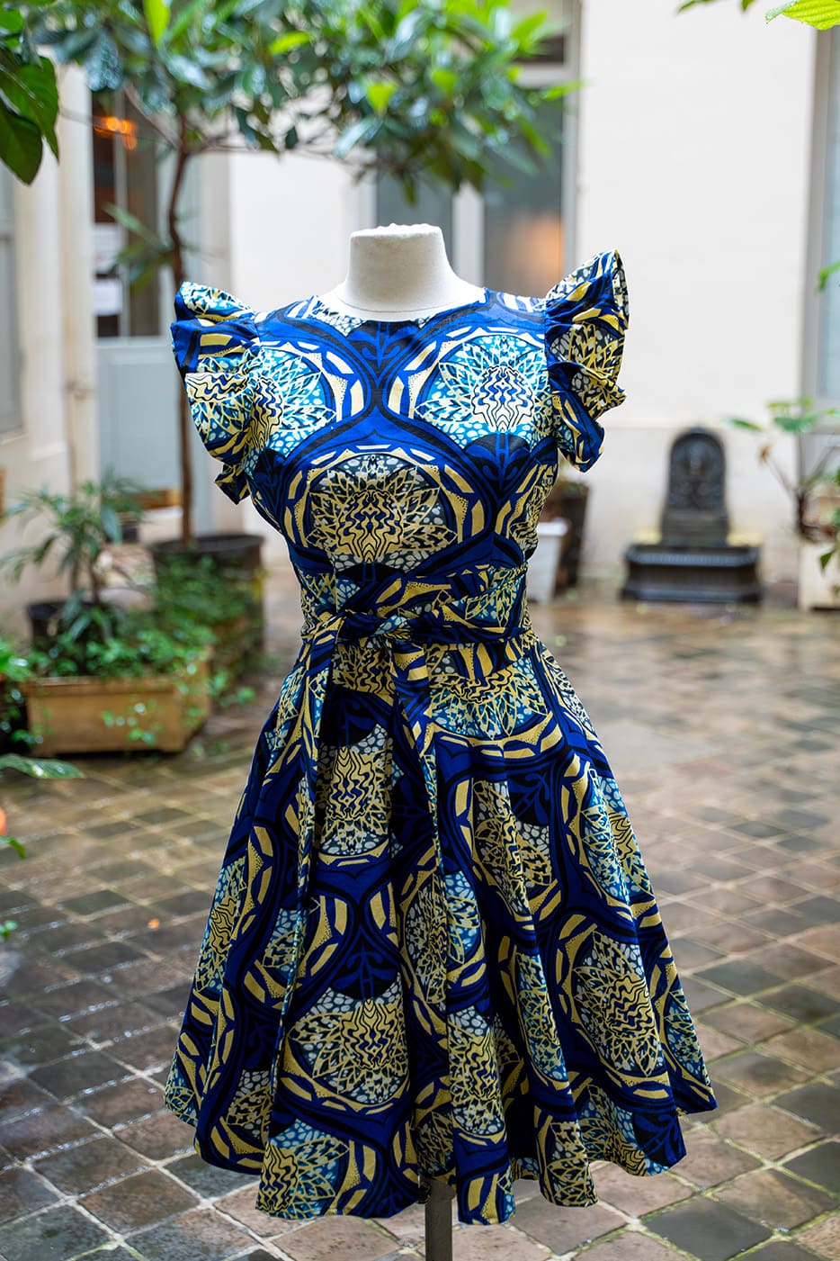 ENSEMBLE TOP ET JUPE BLEUE EN WAX