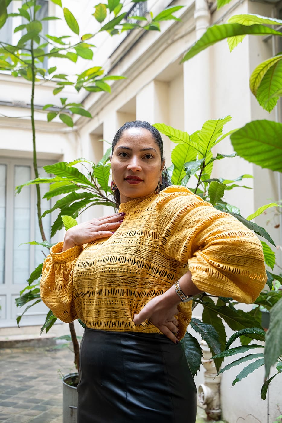 CHEMISIER EN CROCHET JAUNE